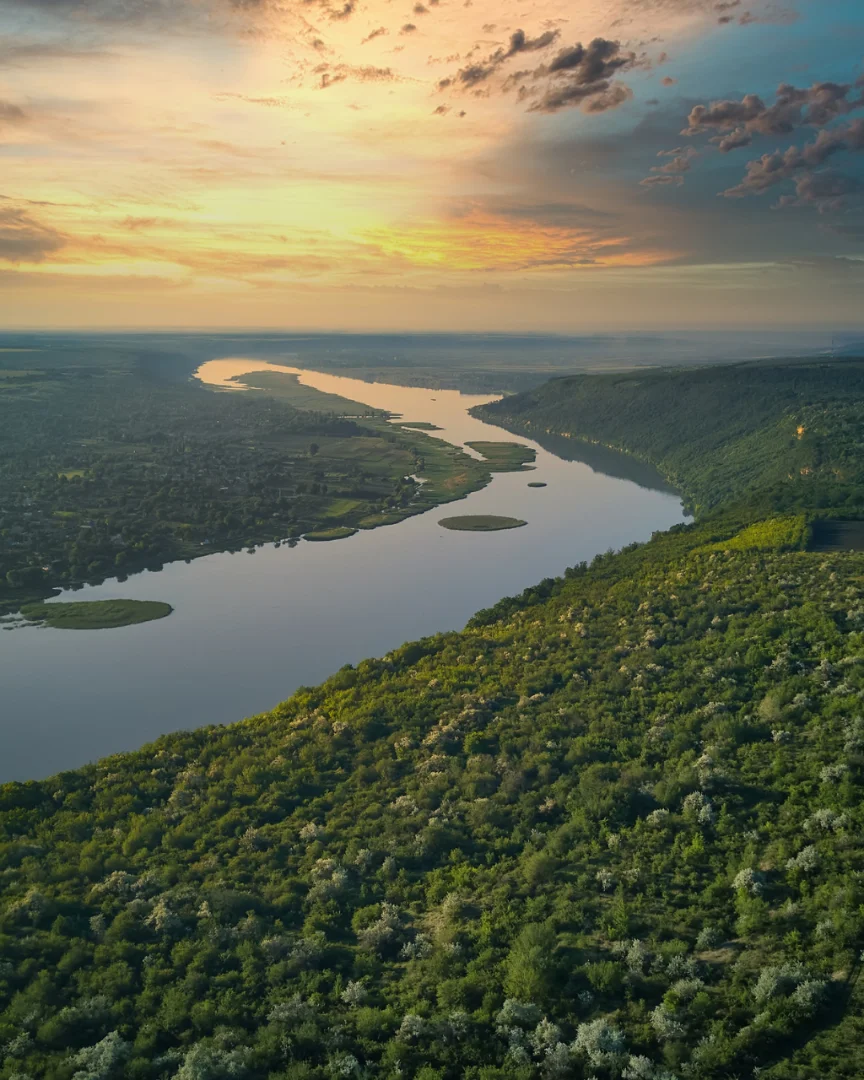 Peru Travel Guide - Iquitos Amazon experience - Peru Bucket List